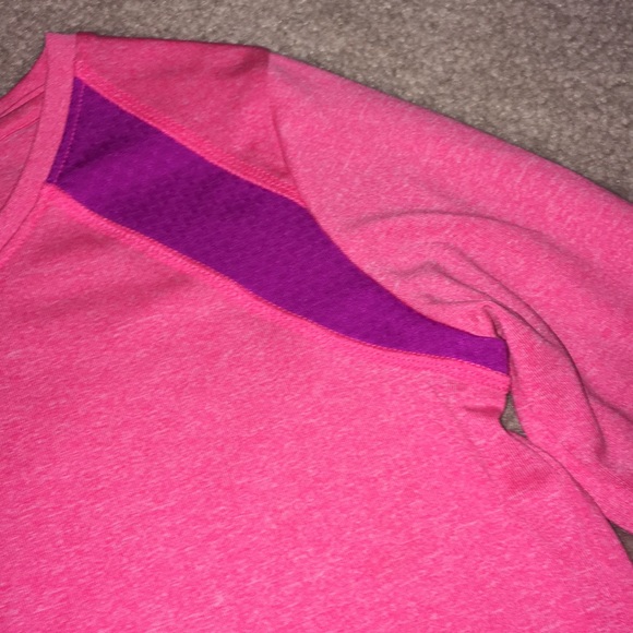 shirt - Picture 2 of 3